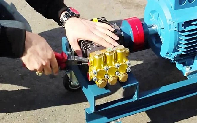 کارواش صنعتی
کارواش خانگی
کارواش ابزار پلاس